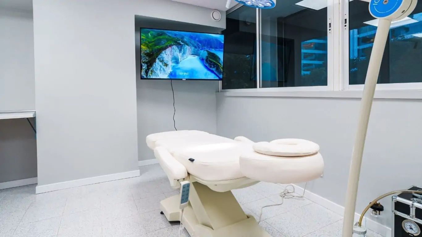 hair clinic in Barcelona